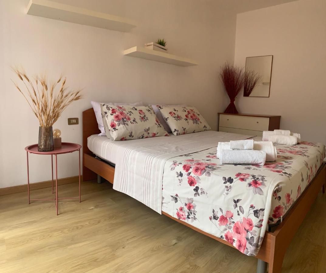 Clo Apartment Toscolano Maderno Extérieur photo