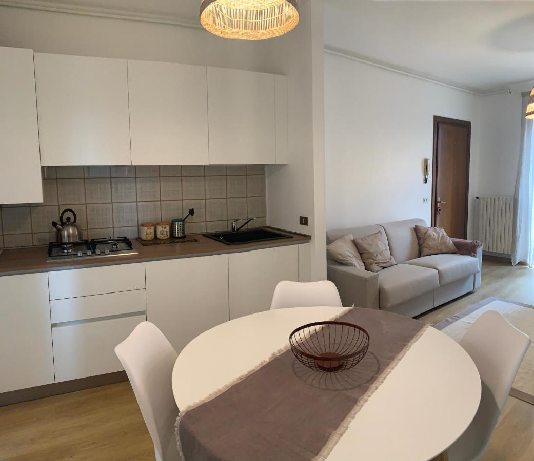 Clo Apartment Toscolano Maderno Extérieur photo