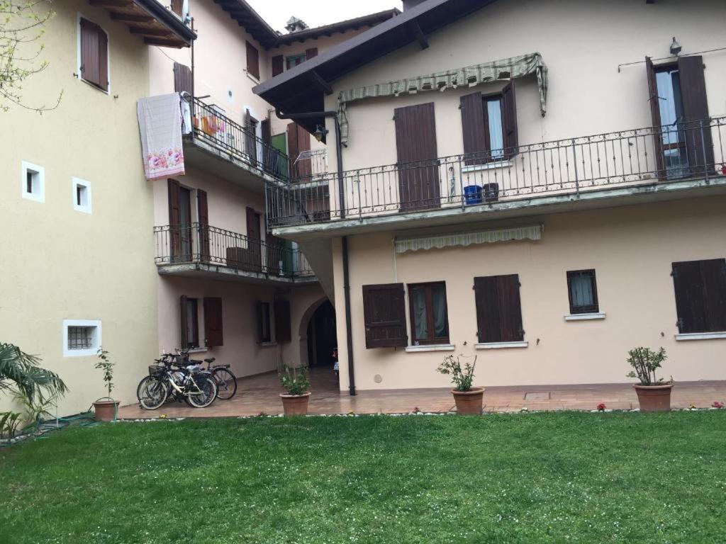 Clo Apartment Toscolano Maderno Extérieur photo